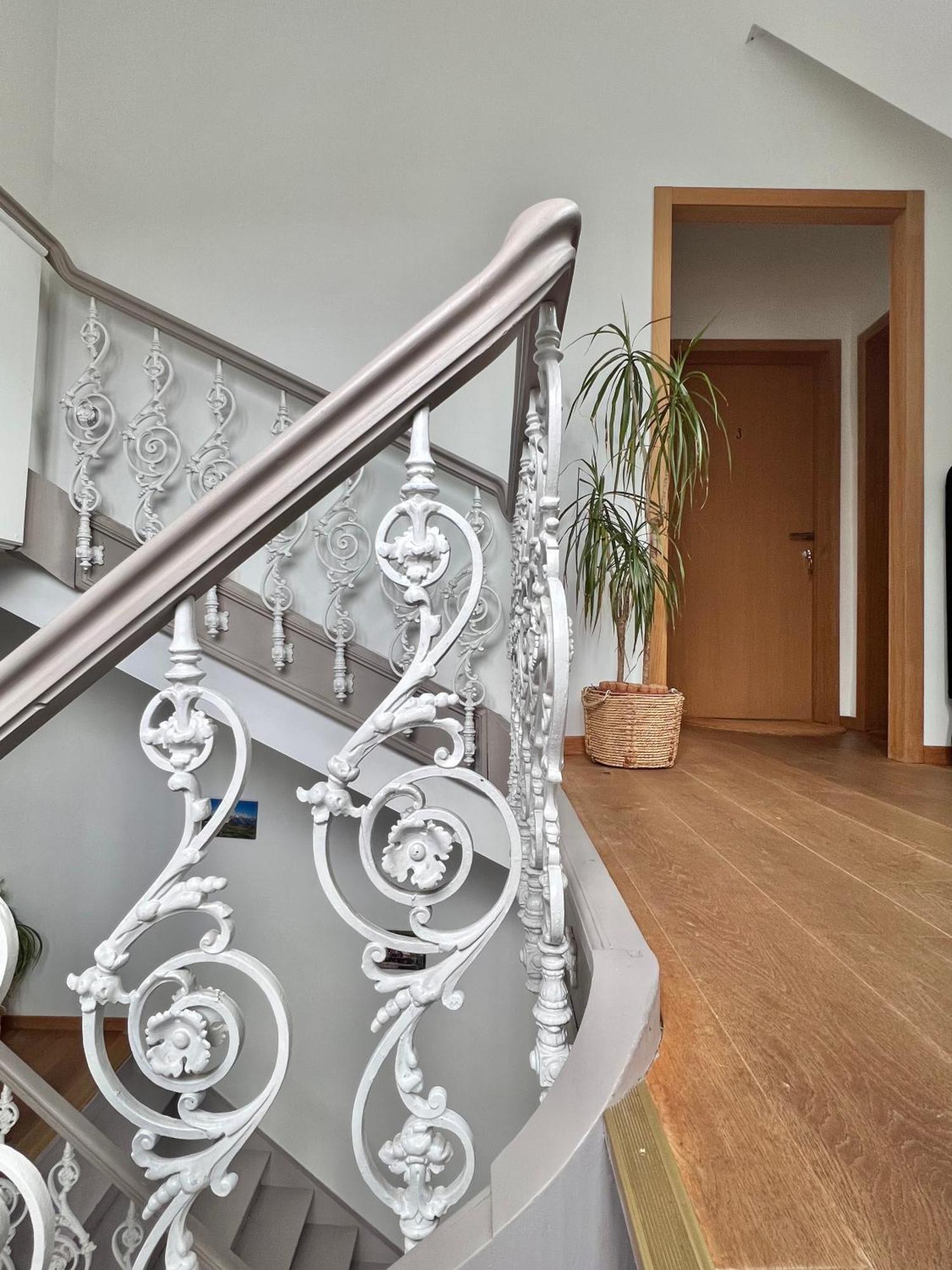 Mes Caprices B&B Villa Mosan Bord De Meuse Намюр Екстериор снимка